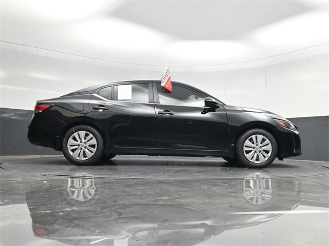 Used 2025 Nissan Sentra S image 48