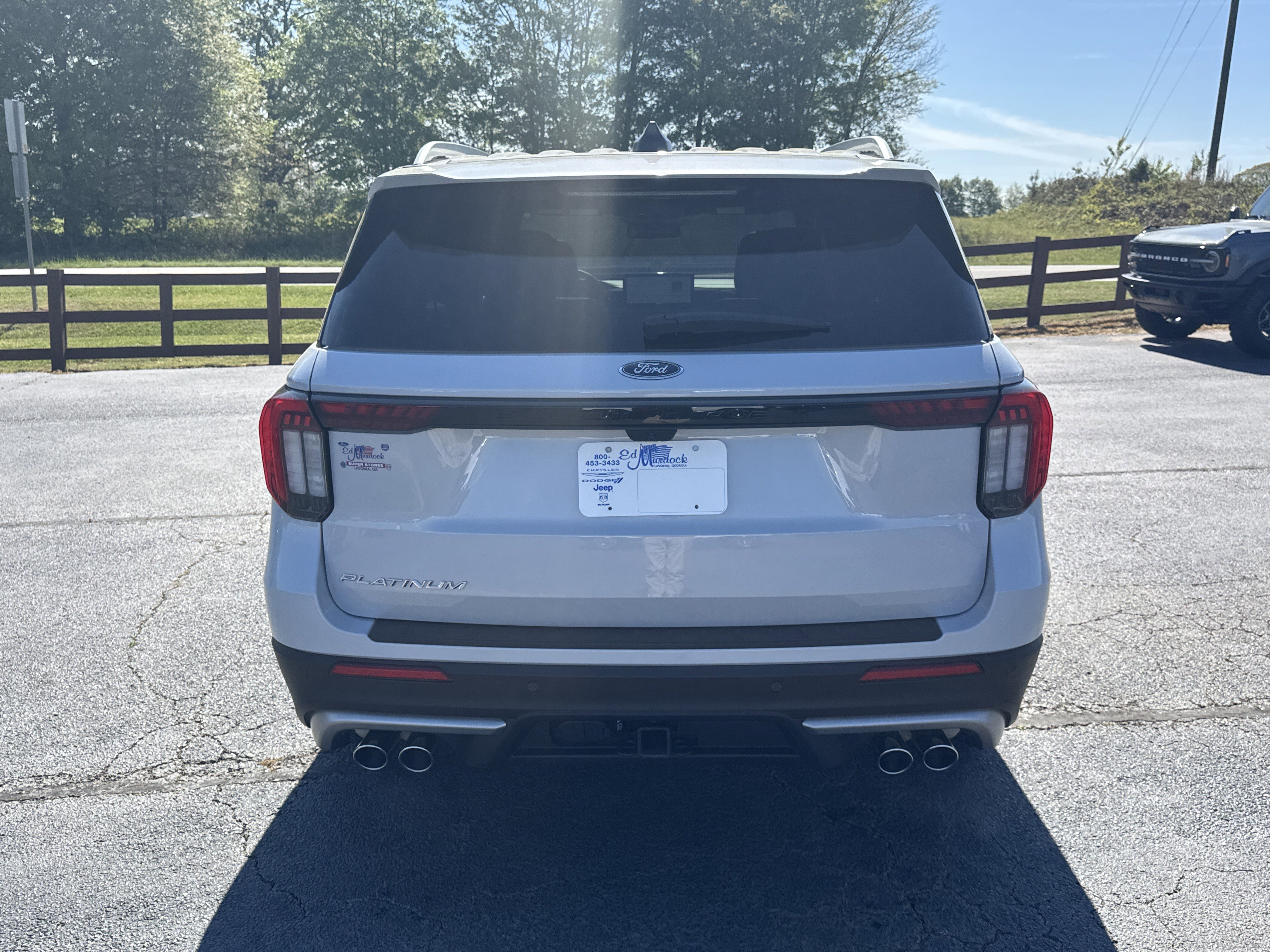 Used 2025 Ford Explorer Platinum w/ Ultimate Package image 6