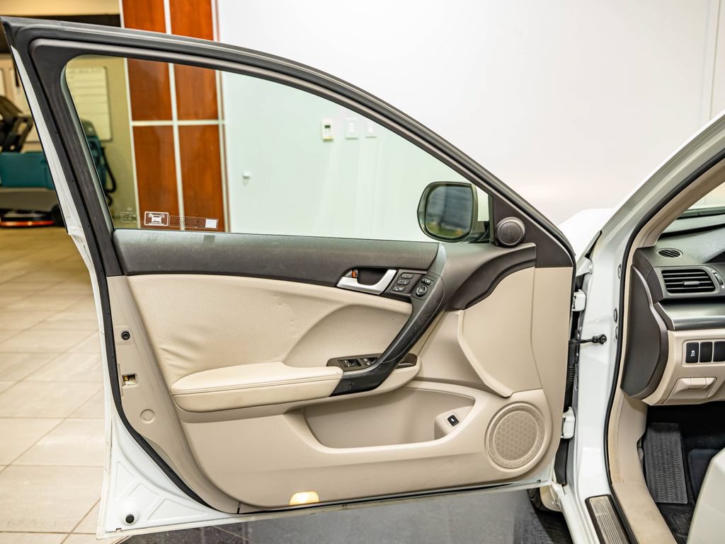 Used 2012 Acura TSX w/ Technology Package FWD image 26