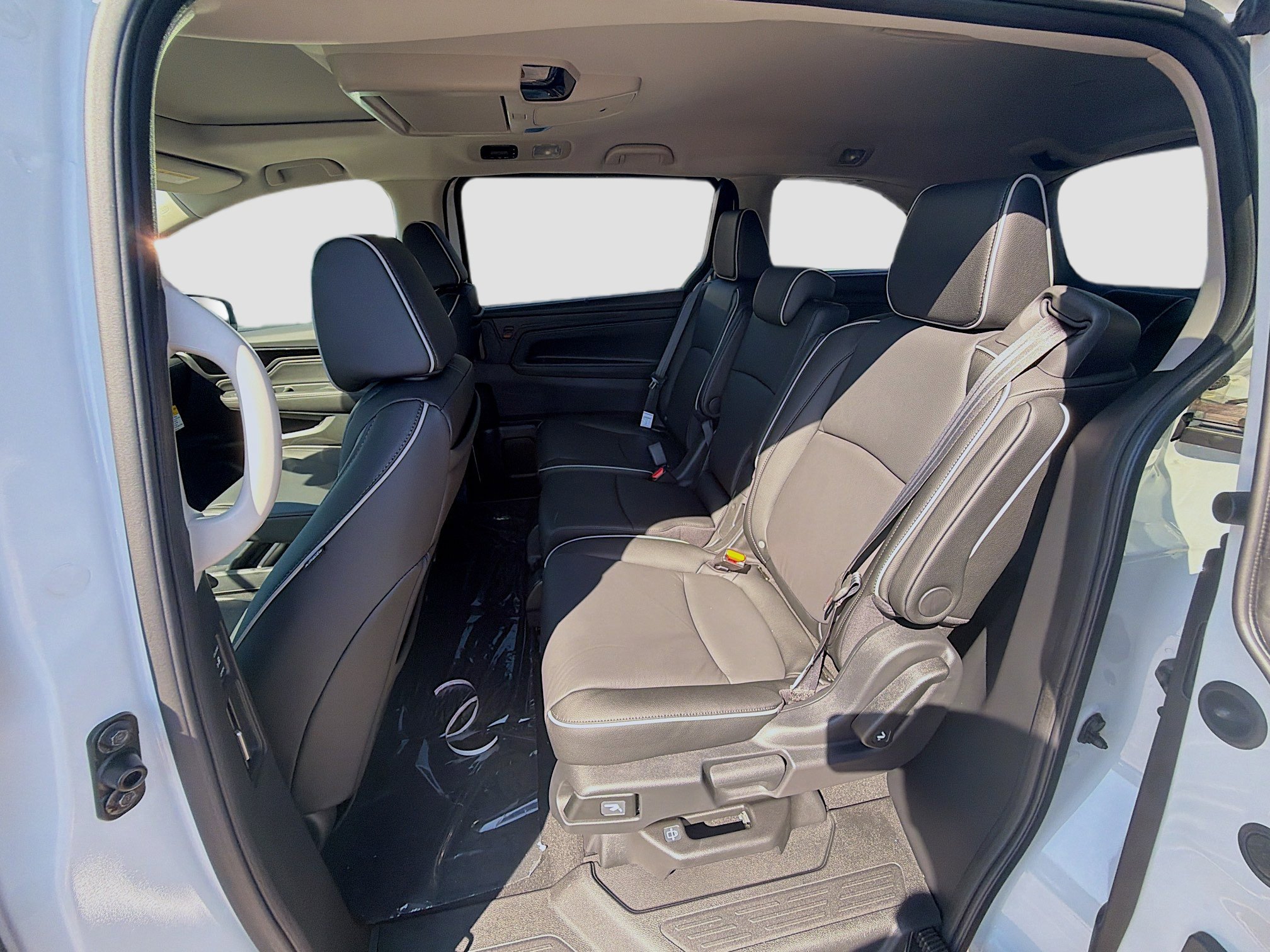 New 2026 Honda Odyssey Touring image 23
