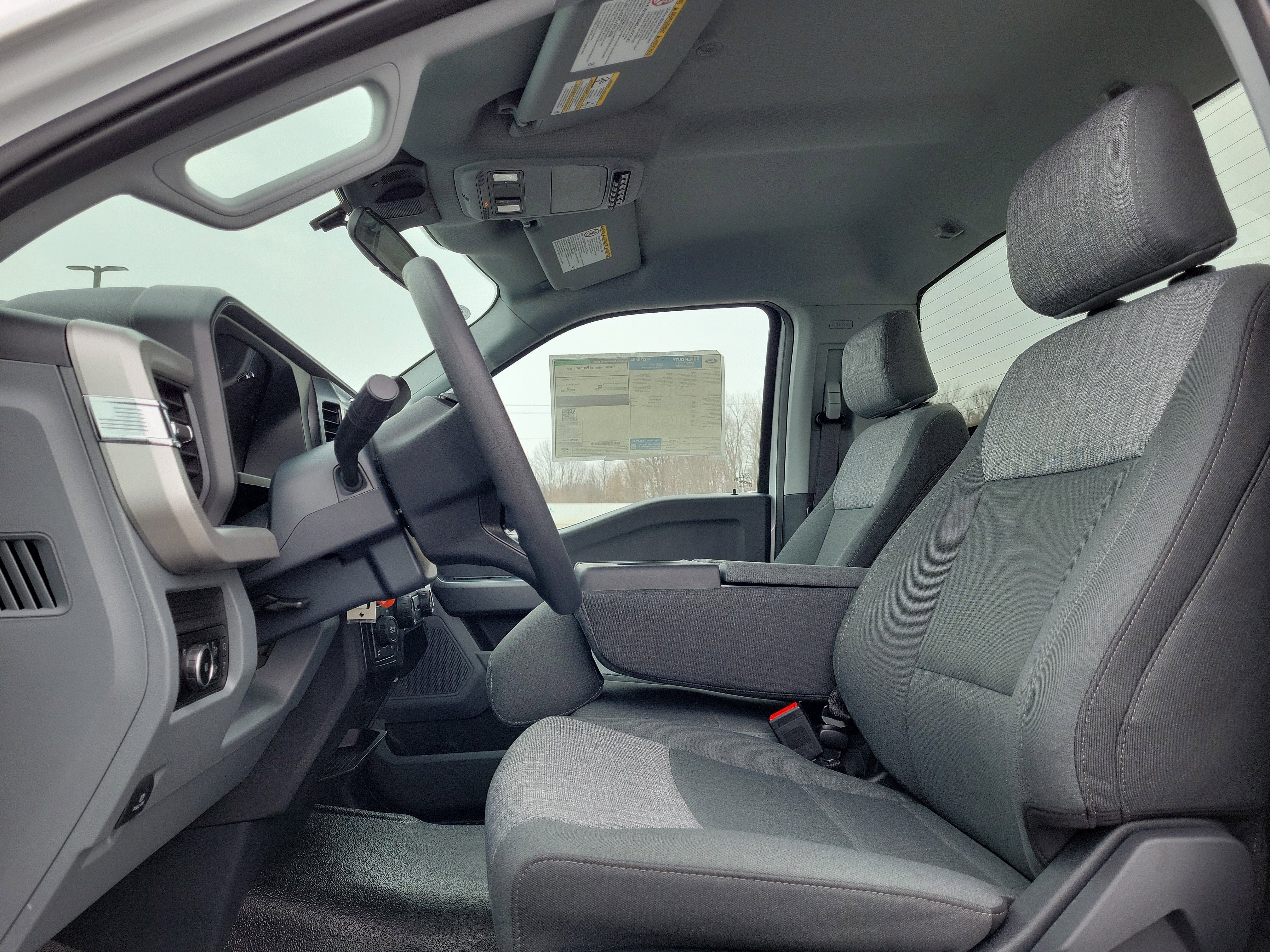 New 2026 Ford F350 XLT w/ FX4 Off-Road Package image 17