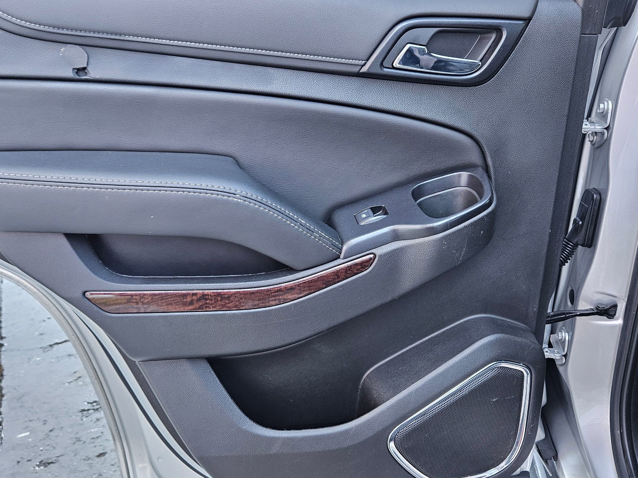 Used 2019 GMC Yukon SLE w/ SLE Value Package image 21