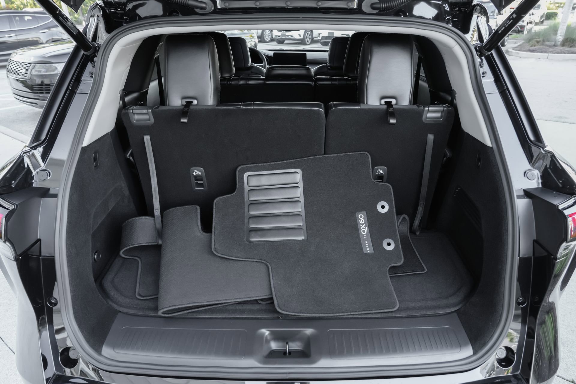 Used 2026 INFINITI QX60 Luxe w/ Cargo Package image 39