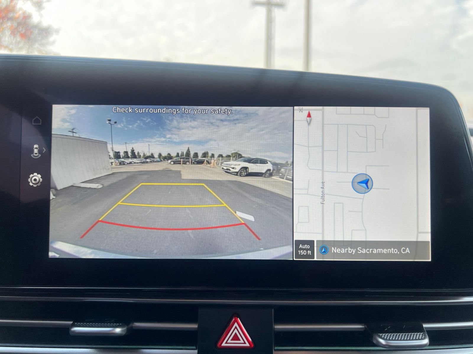 Used 2025 Hyundai Elantra SEL image 17