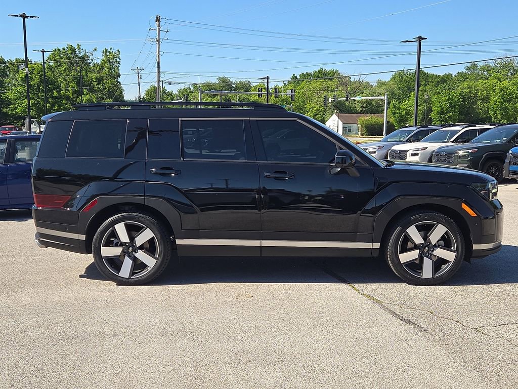 Used 2024 Hyundai Santa Fe Limited FWD image 7