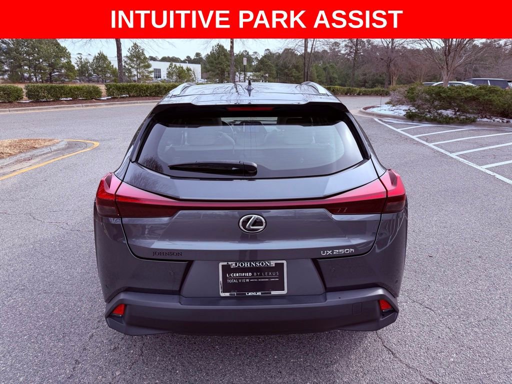 Certified 2023 Lexus UX 250h 250h SUNROOF/CARPLAY/NEW TIRES image 7