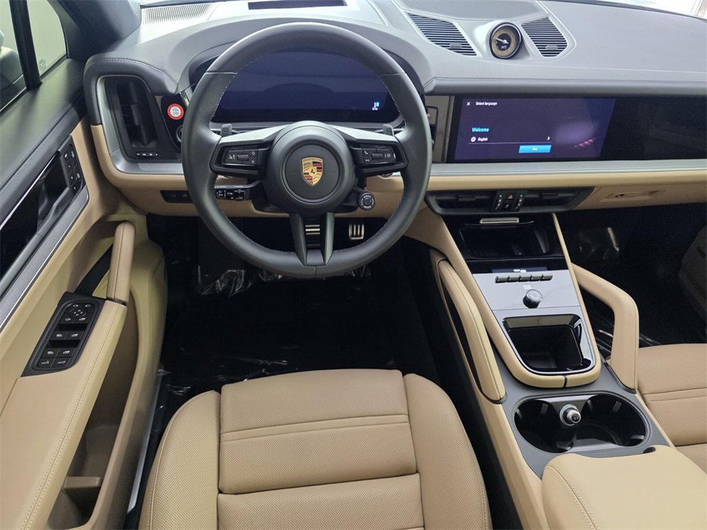 Used 2024 Porsche Cayenne S image 14