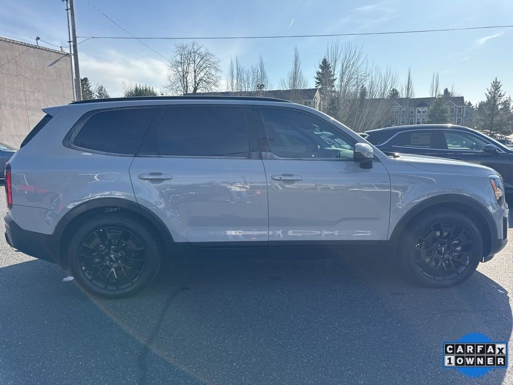 Used 2022 Kia Telluride SX w/ SX Prestige Package image 8