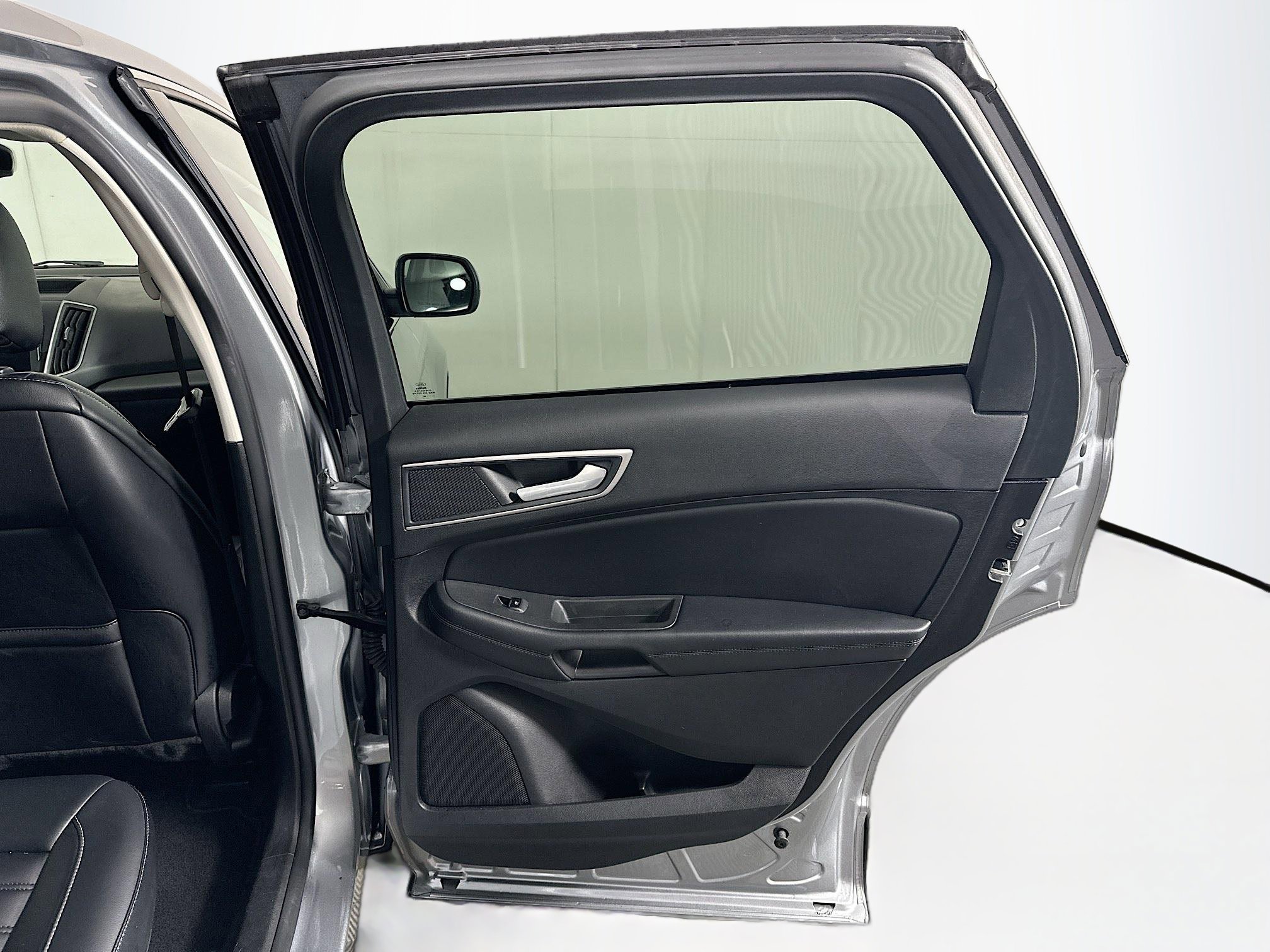 Used 2024 Ford Edge SEL image 29