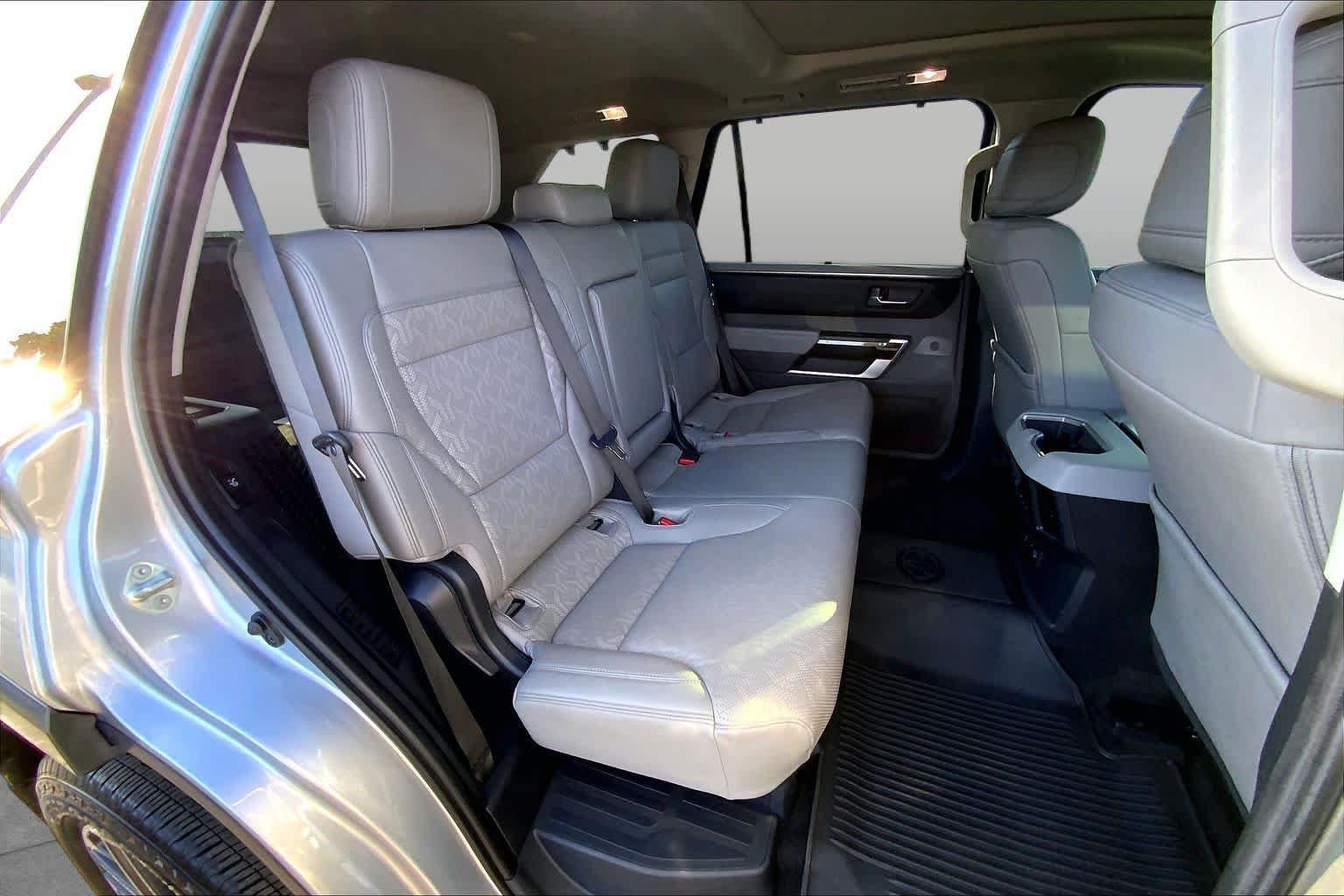 Used 2024 Toyota Sequoia Limited AWD/4WD image 20