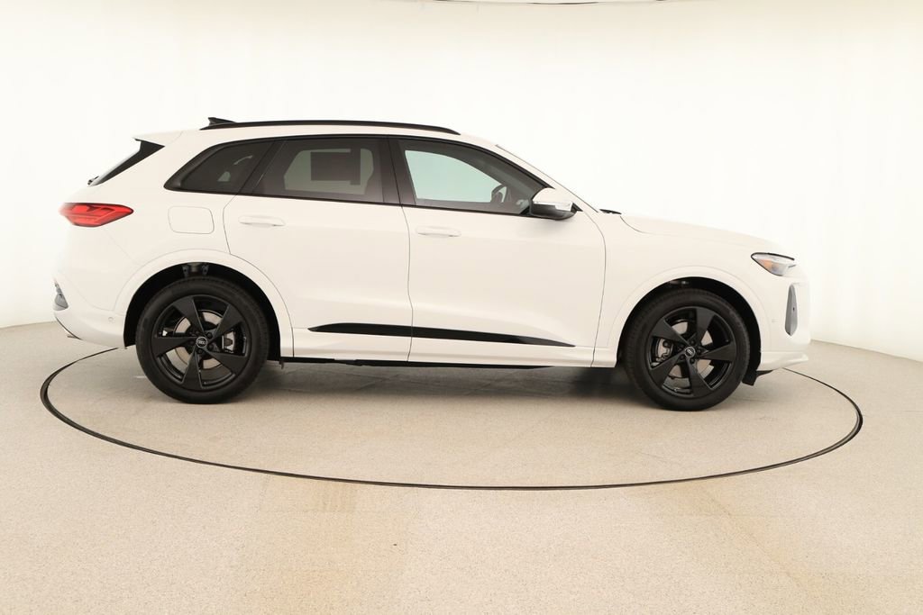 New 2025 Audi Q5 Prestige image 8