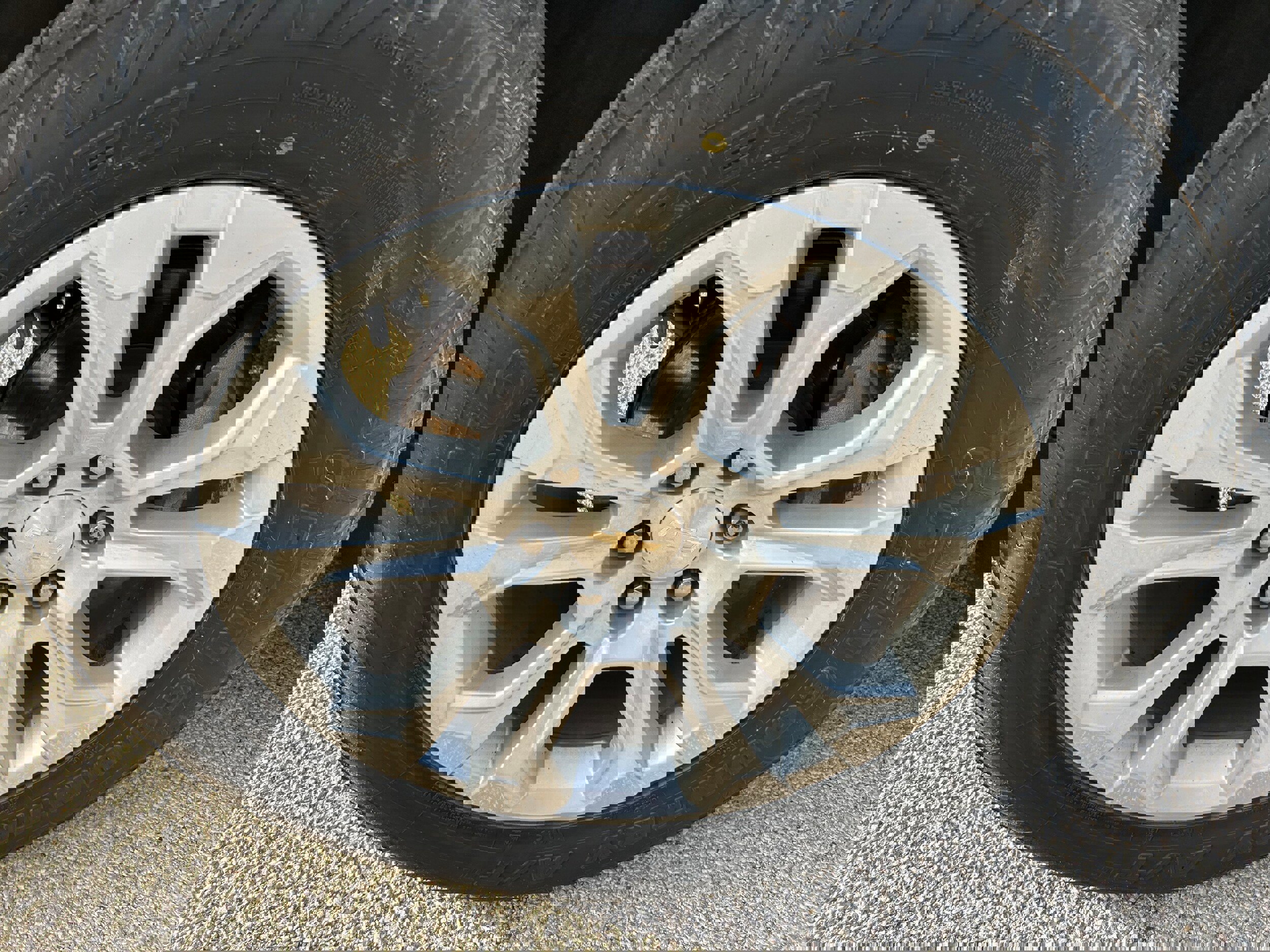 Used 2022 Chevrolet Silverado 1500 LTZ image 8