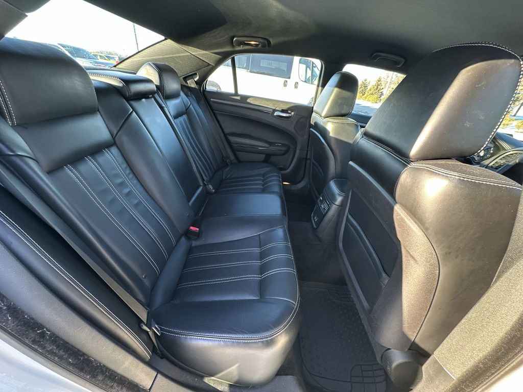 Used 2016 Chrysler 300 S image 25