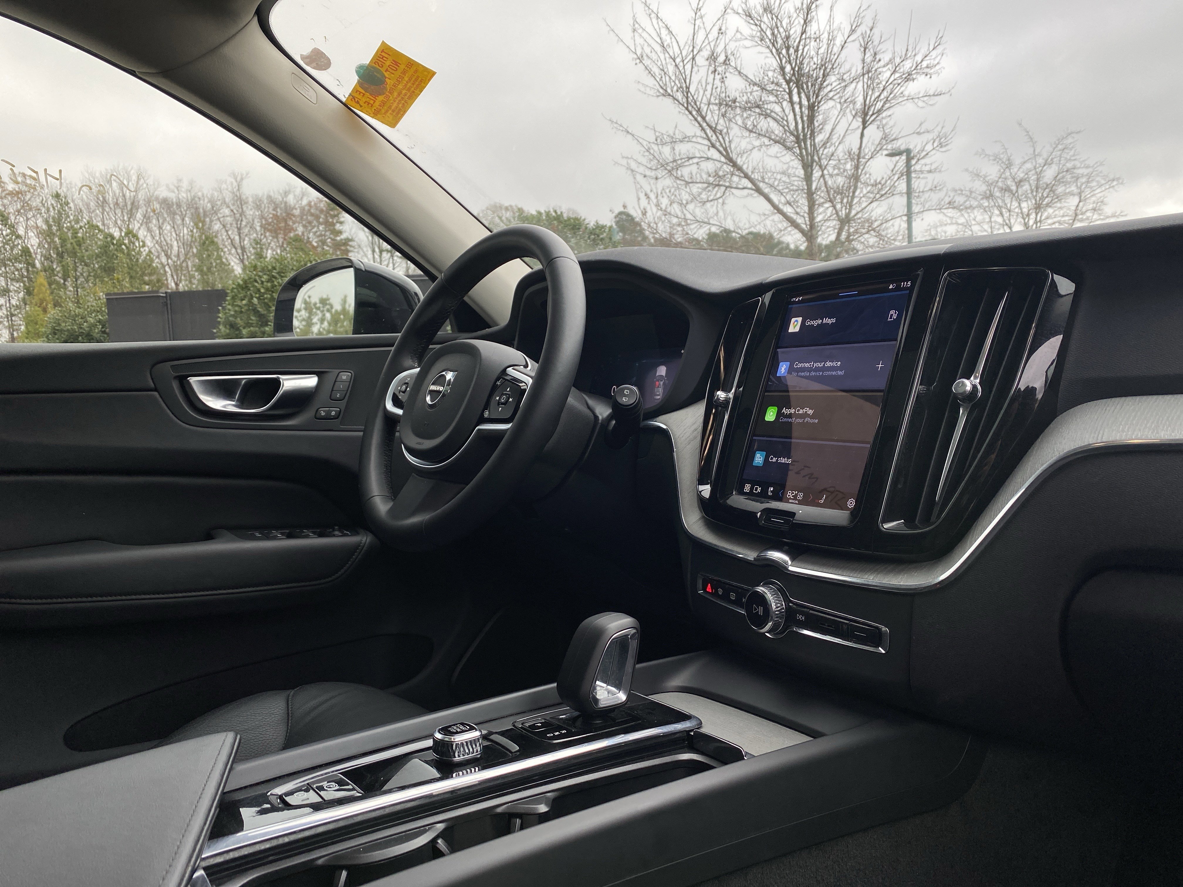 Used 2025 Volvo XC60 B5 Plus image 6