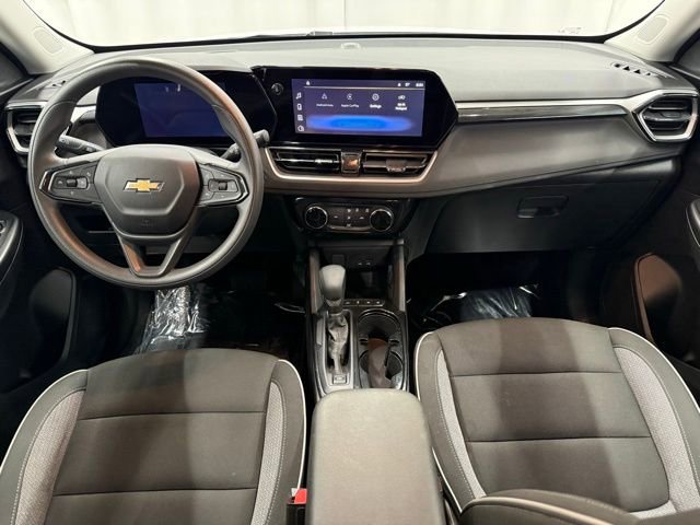 Used 2025 Chevrolet TrailBlazer LT image 4