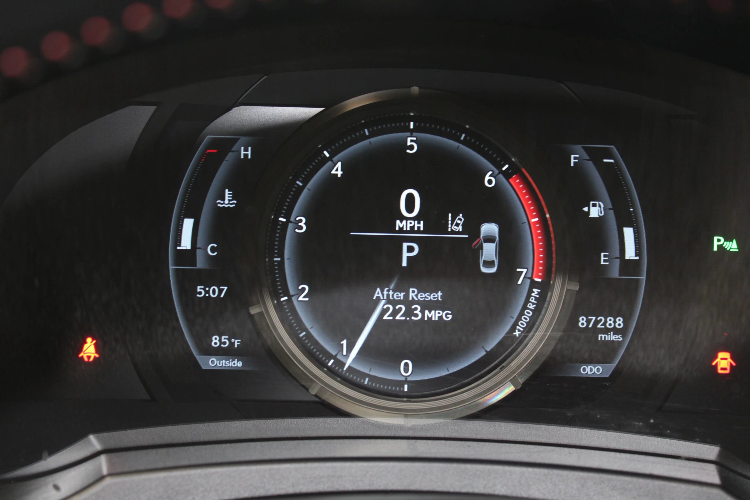 Used 2019 Lexus IS 300 F Sport w/ F Sport Package RWD image 14