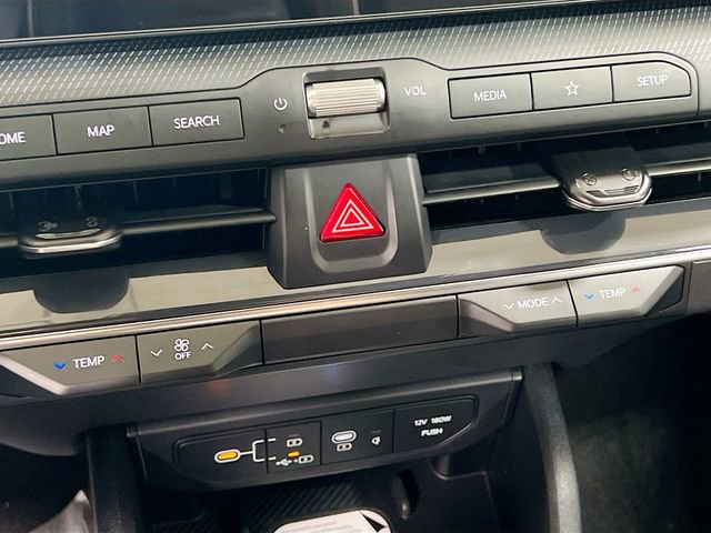 New 2025 Kia K4 GT-Line w/ GT-Line Sunroof Package image 16