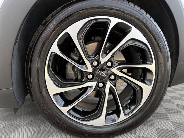 Used 2023 Chevrolet Bolt EUV Premier FWD image 9