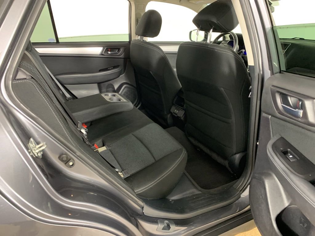 Used 2019 Subaru Outback 2.5i Premium image 35