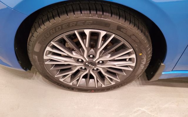 Used 2023 Kia Forte GT-Line w/ GT-Line Technology Package FWD image 35