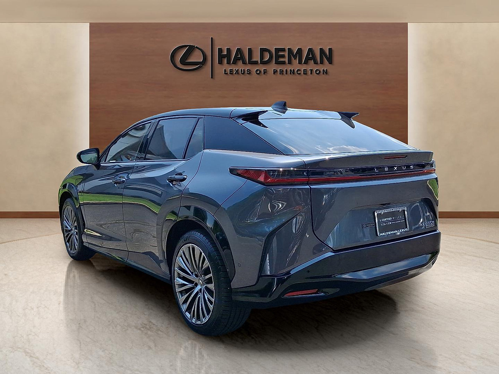 Certified 2023 Lexus RZ 450e Premium w/ Accessory Package (2T) AWD/4WD image 4