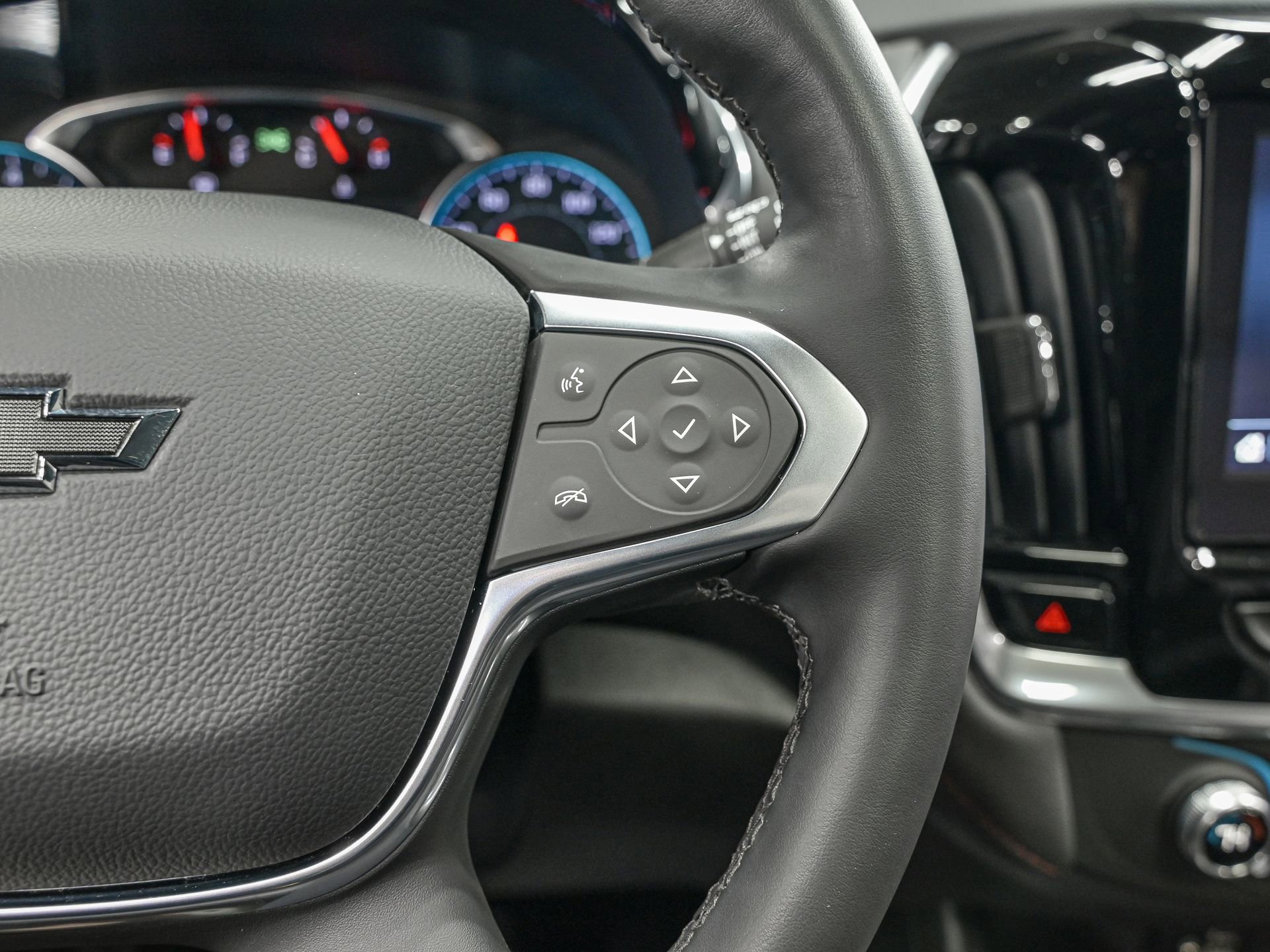 Used 2023 Chevrolet Traverse RS AWD/4WD image 20