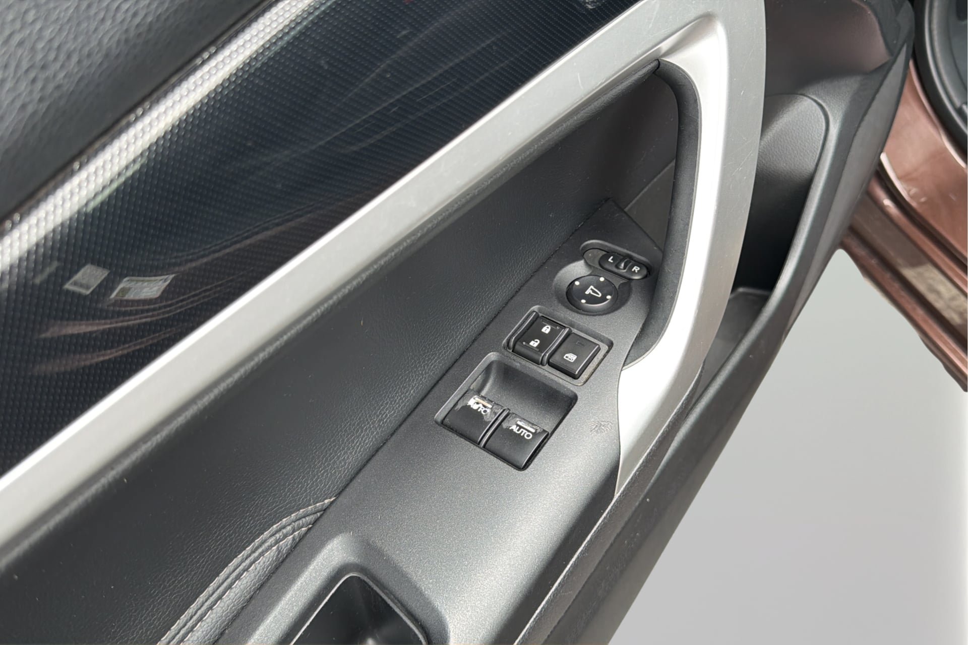 Used 2013 Honda Accord EX-L image 19