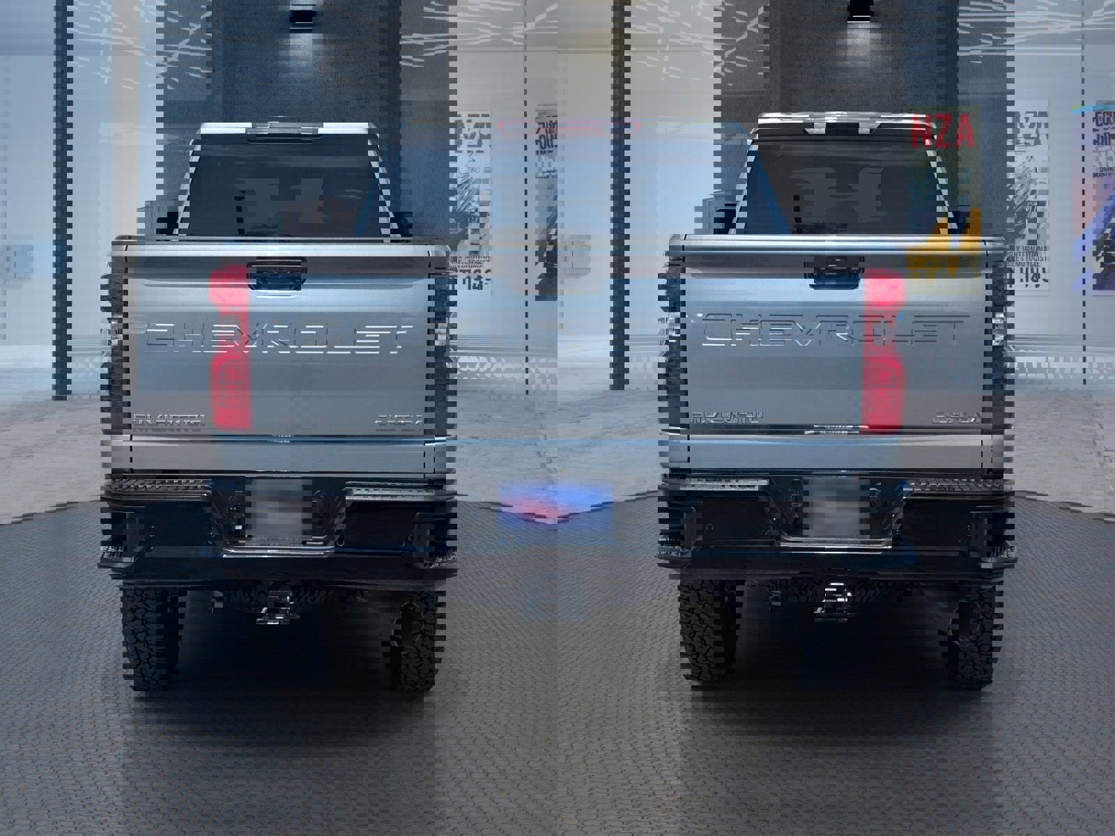 Used 2025 Chevrolet Silverado 2500 Custom w/ Custom Value Package image 5