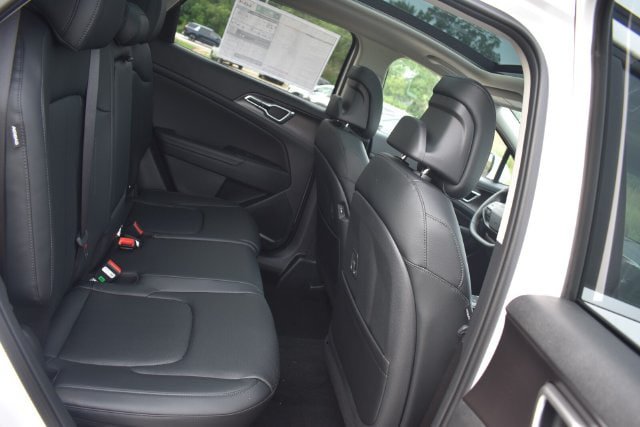 New 2026 Kia Sportage EX w/ EX Panorama Roof Package AWD/4WD image 15