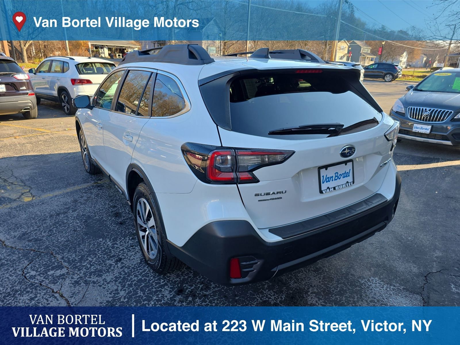Used 2022 Subaru Outback Premium image 7
