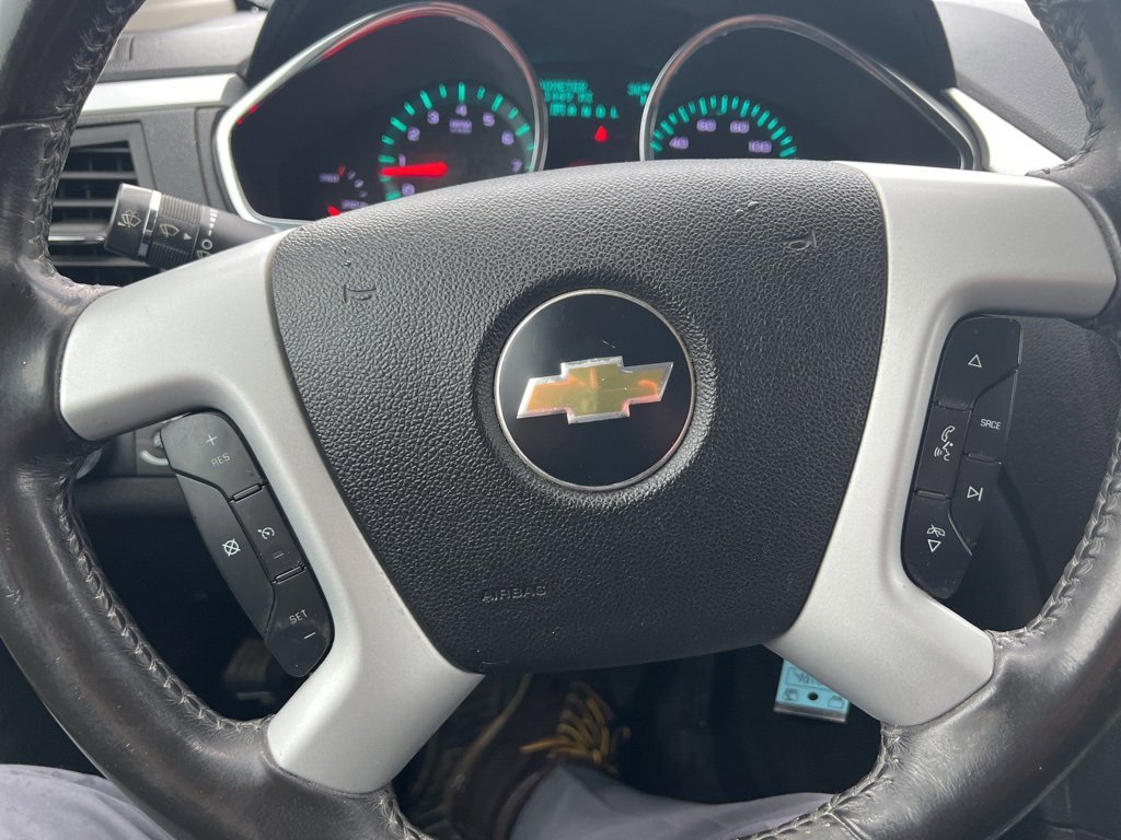 Used 2011 Chevrolet Traverse LT image 8