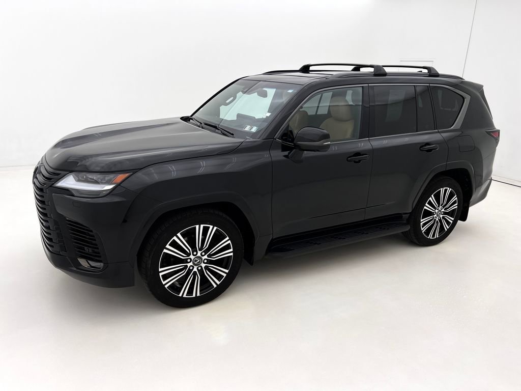 Used 2024 Lexus LX 600 4WD w/ Appearance Package image 5
