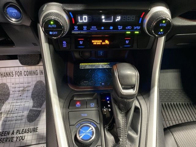 Used 2021 Toyota RAV4 Limited AWD/4WD image 19
