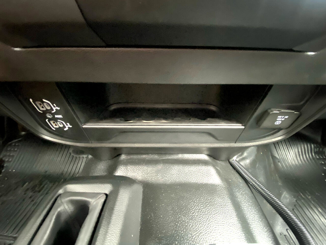 Used 2024 RAM 3500 Tradesman w/ Safety Group image 33