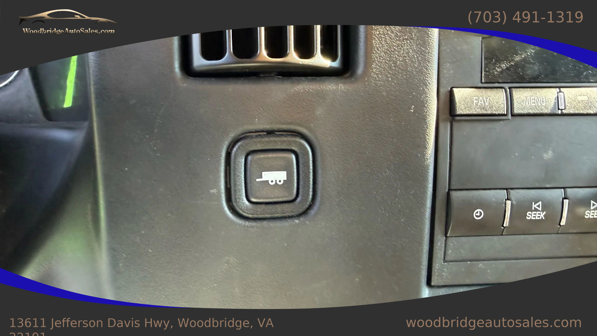 Used 2015 Chevrolet Express 3500 Extended image 14