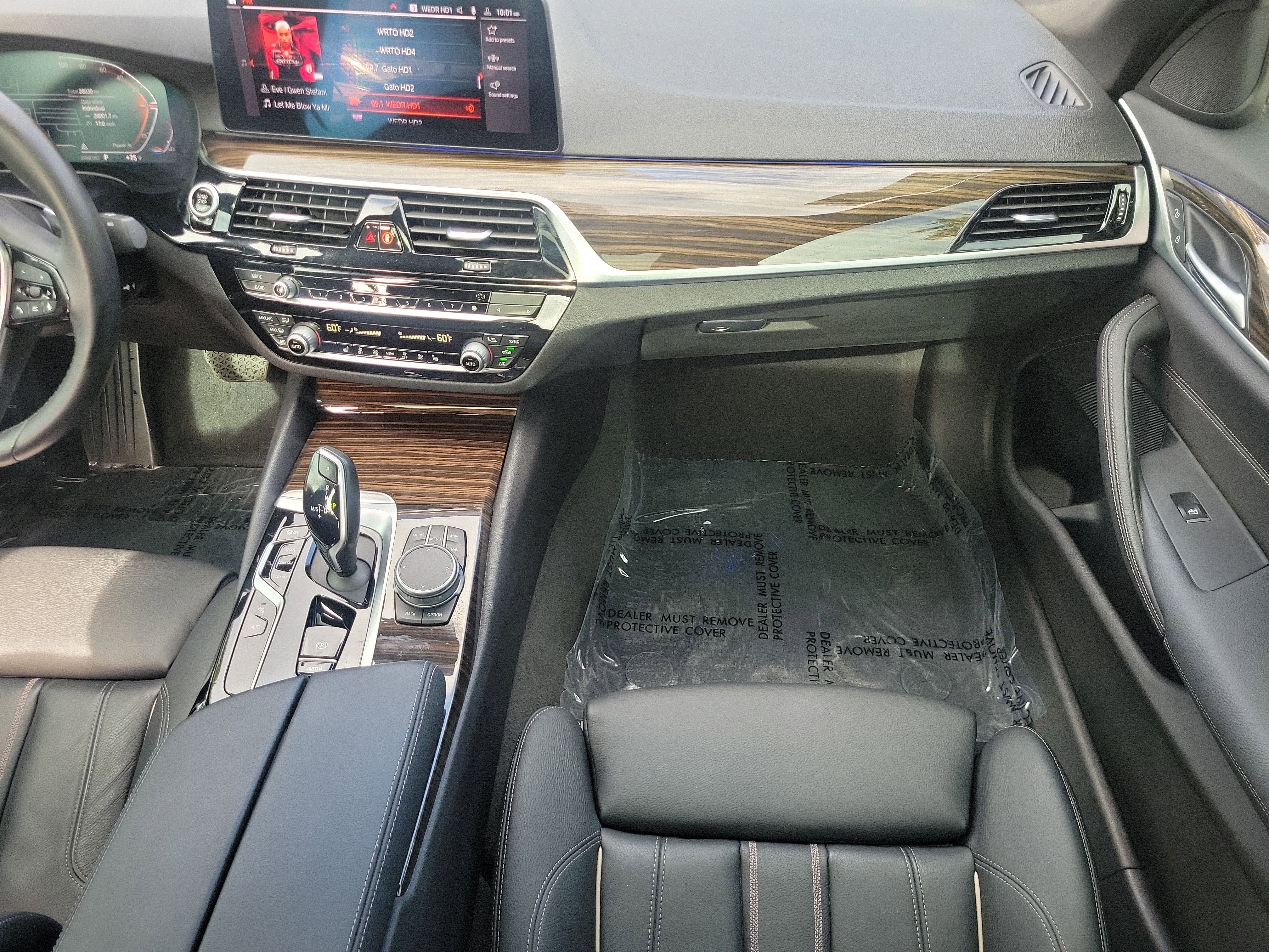 Used 2021 BMW 540i w/ Convenience Package image 16