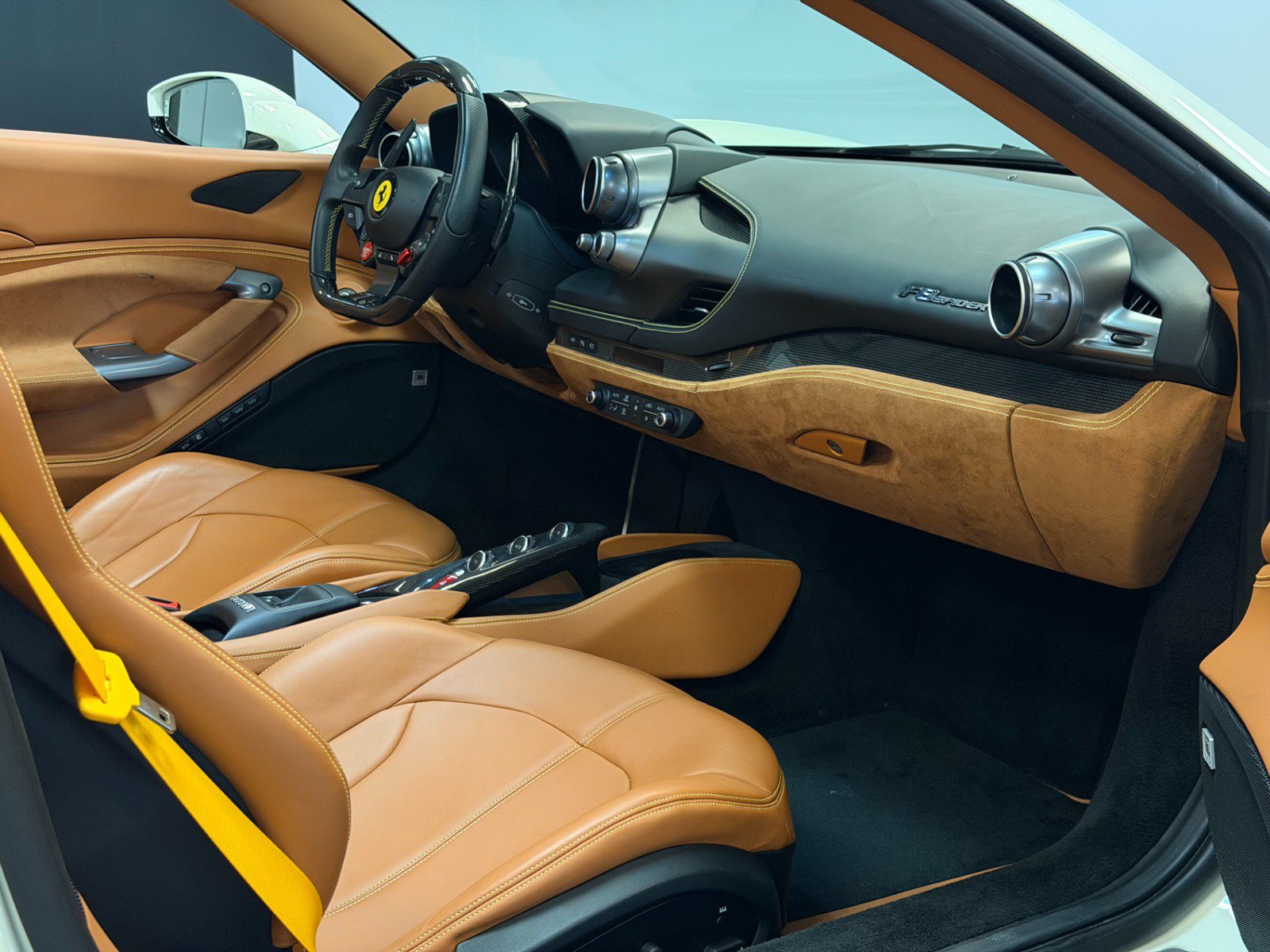 Used 2022 Ferrari F8 Tributo RWD image 14
