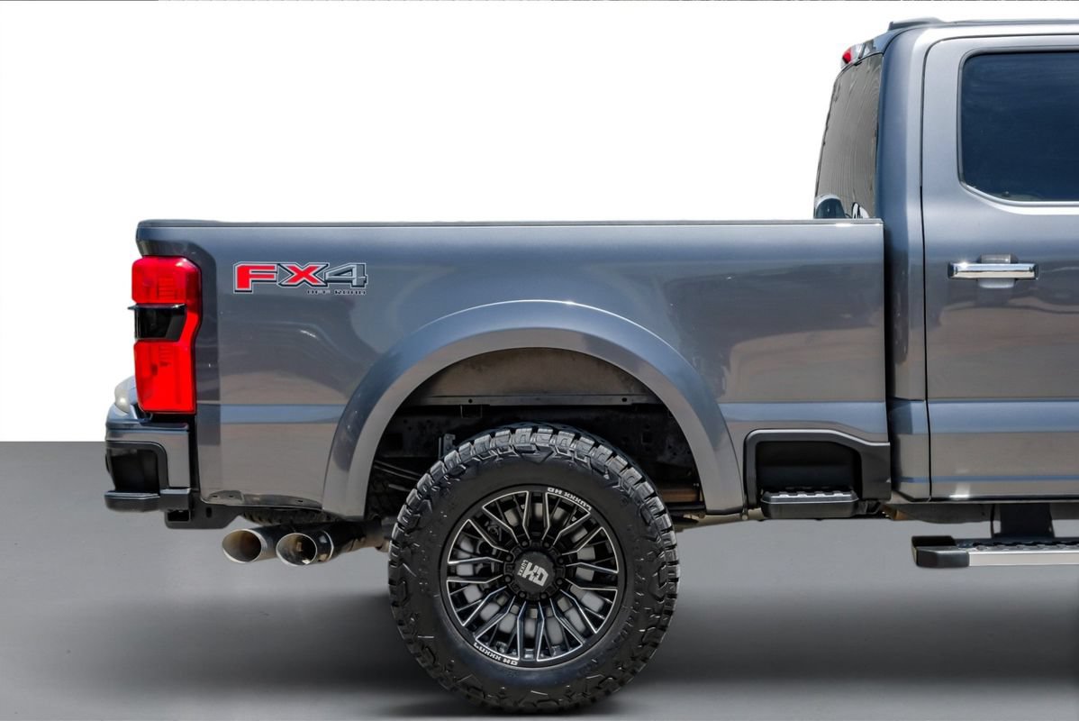 Used 2025 Ford F250 Lariat w/ Chrome Package AWD/4WD image 7