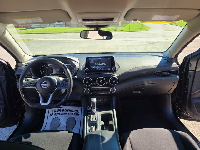 Used 2025 Nissan Sentra SV FWD image 13