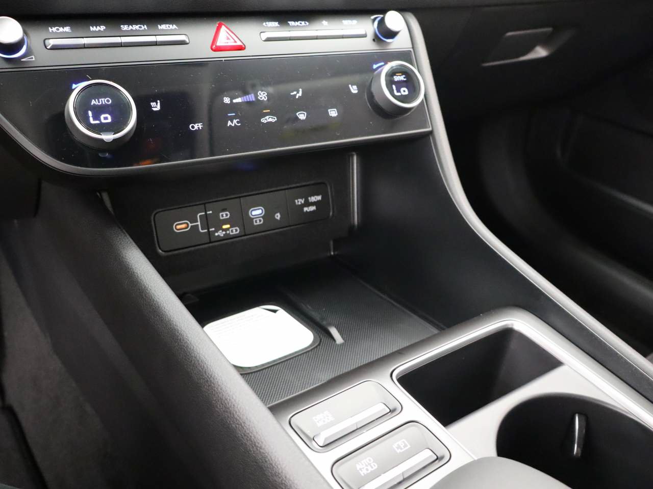 New 2026 Hyundai Sonata SEL FWD image 9