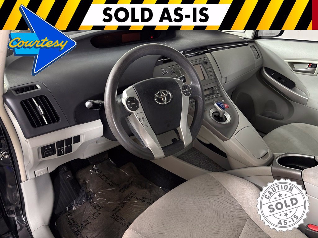 Used 2014 Toyota Prius Two w/ Preferred Accessory Package FWD image 17