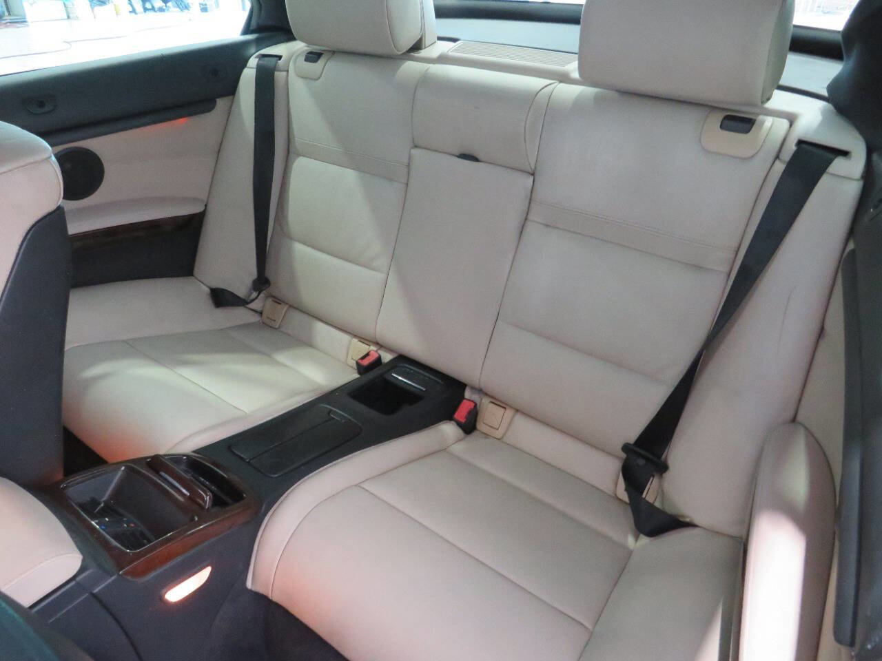 Used 2012 BMW 328i Convertible RWD image 14