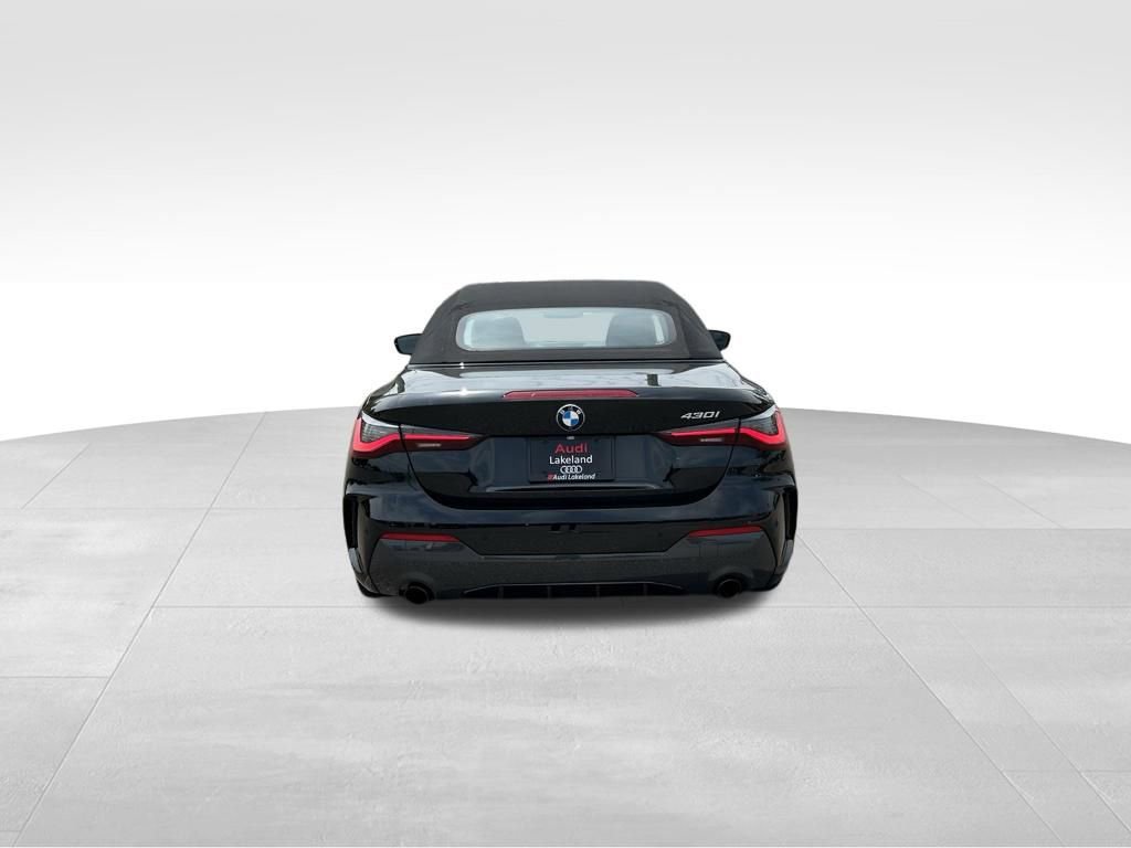Used 2022 BMW 430i Convertible w/ M Sport Package RWD image 4
