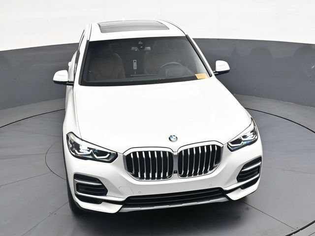 Used 2023 BMW X5 xDrive40i w/ Premium Package AWD/4WD image 33