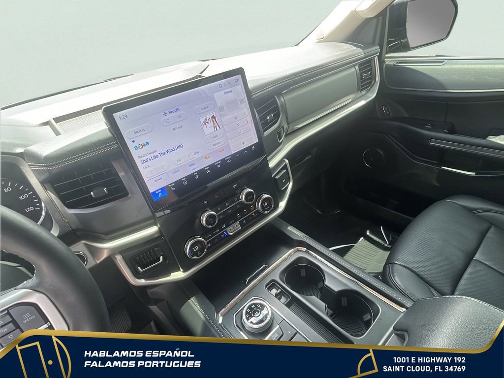 Used 2024 Ford Expedition XLT RWD image 22