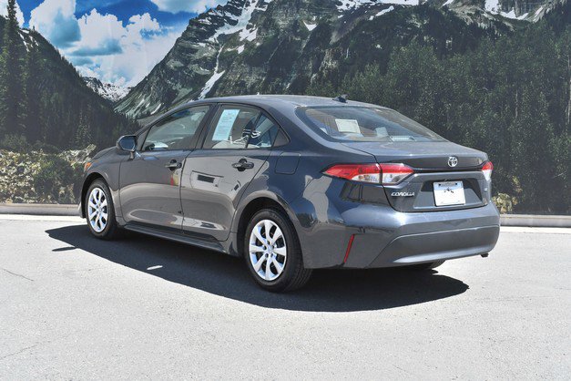 Certified 2024 Toyota Corolla LE image 9