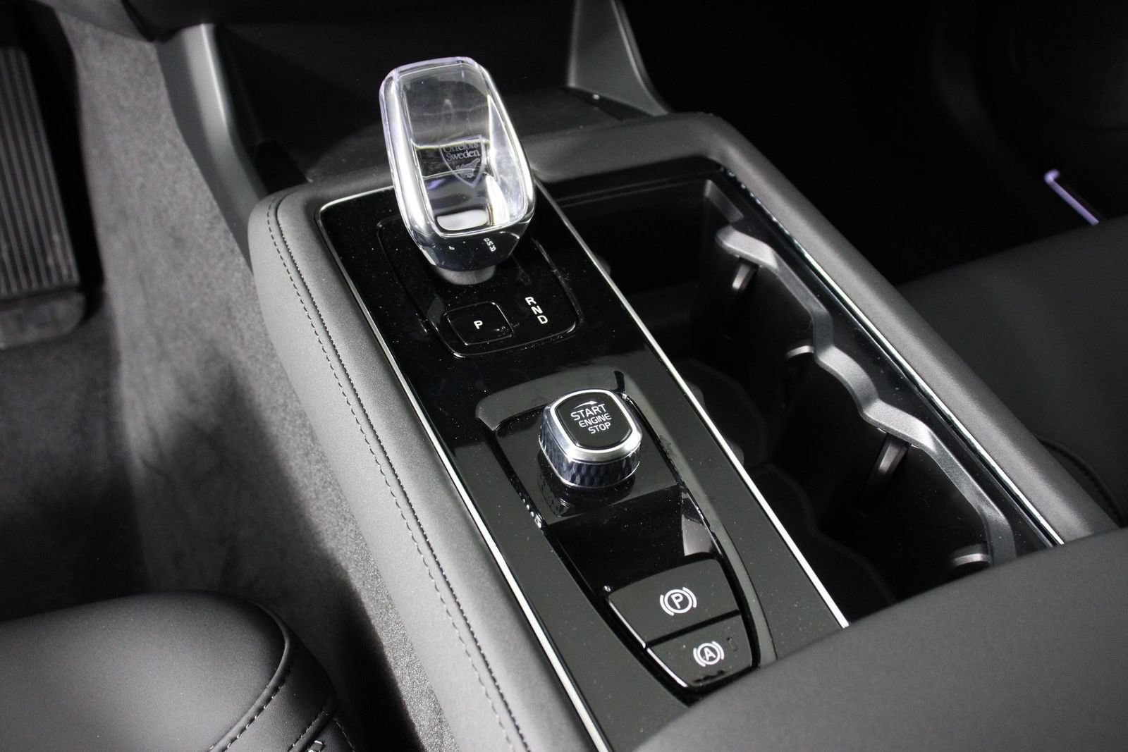 New 2026 Volvo XC90 T8 Plus AWD/4WD image 7
