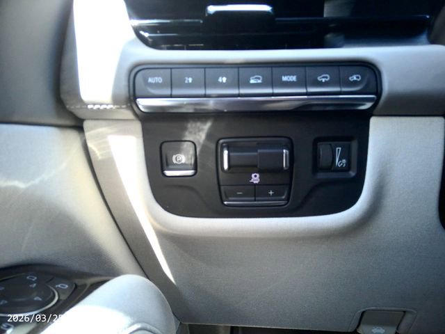 Used 2022 Cadillac Escalade Luxury w/ LPO, Floor Liner Package image 21