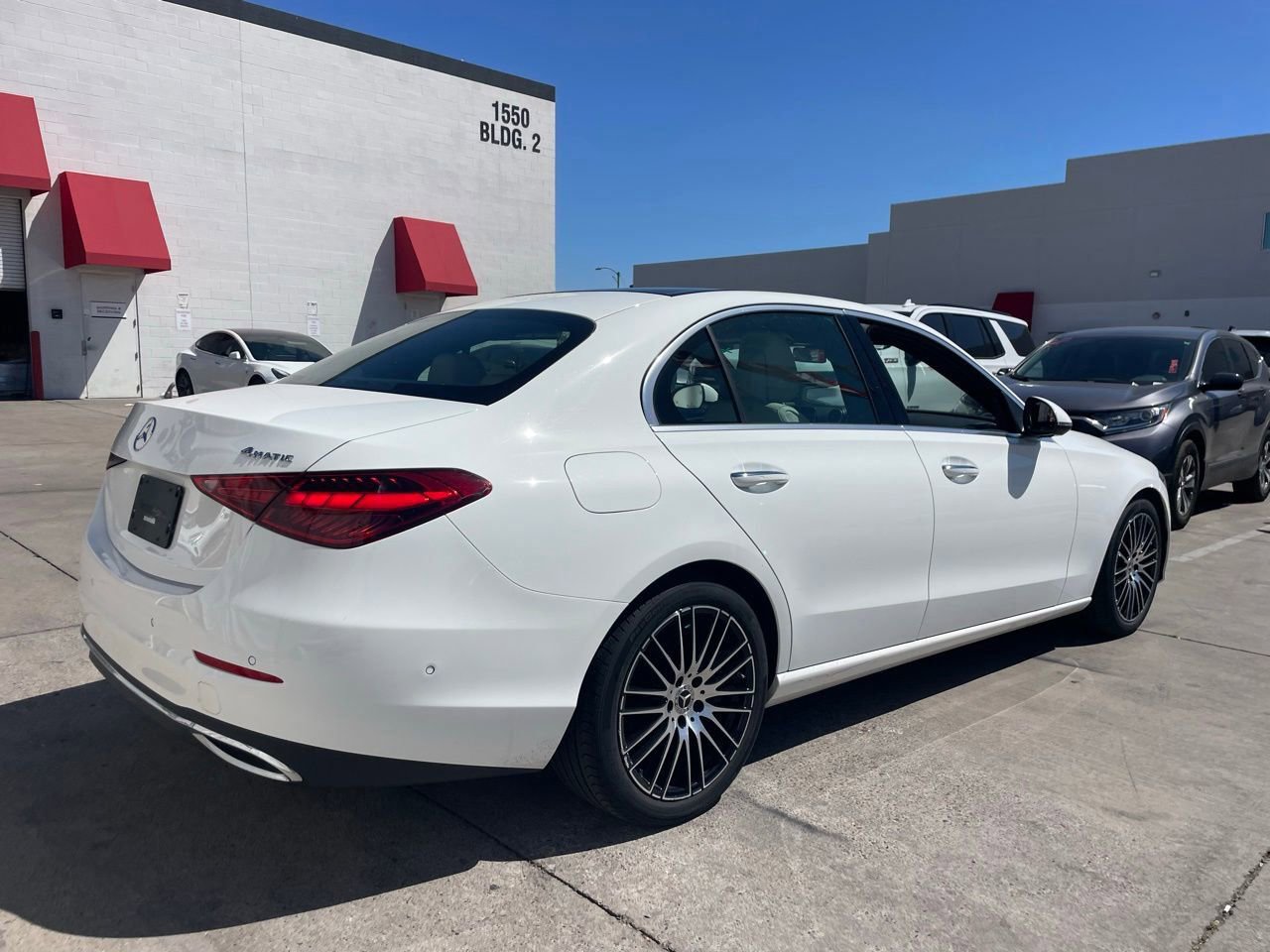 Used 2025 Mercedes-Benz C 300 4MATIC Sedan image 2