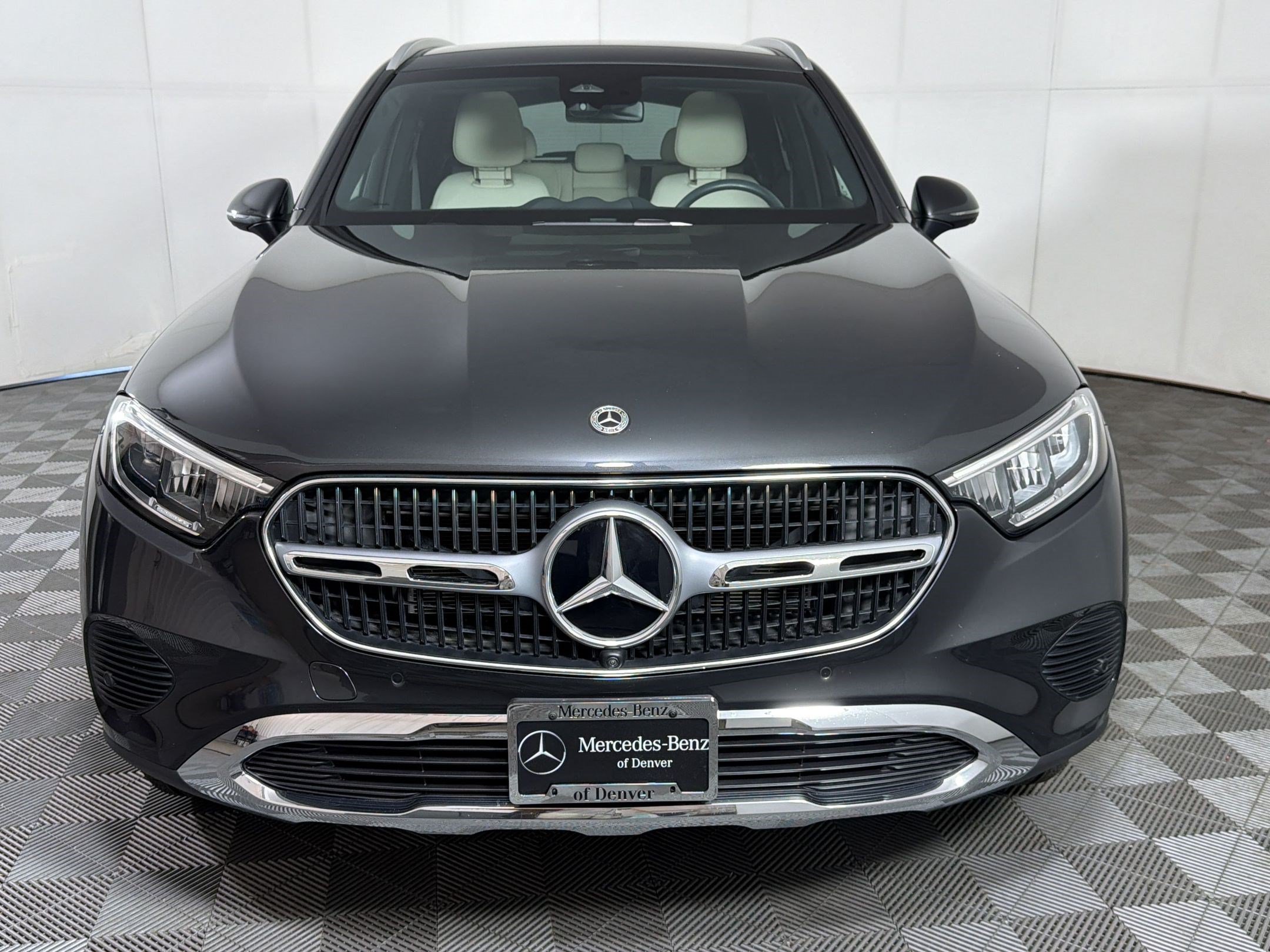 Certified 2025 Mercedes-Benz GLC 300 4MATIC image 6
